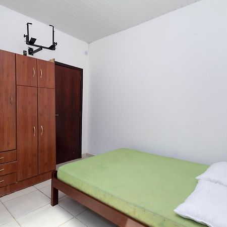 ボンビーニャスResidencial Ipe Amareloアパートメント エクステリア 写真