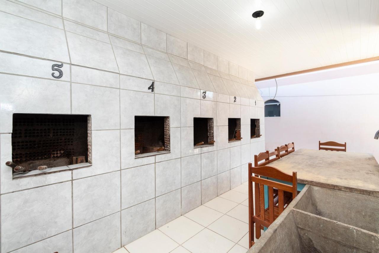 ボンビーニャスResidencial Ipe Amareloアパートメント エクステリア 写真