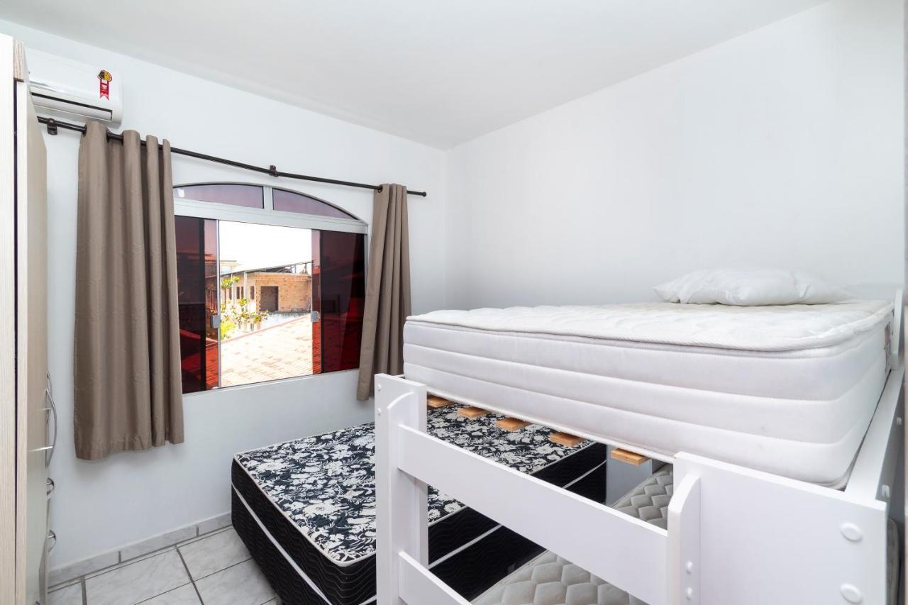 ボンビーニャスResidencial Ipe Amareloアパートメント エクステリア 写真