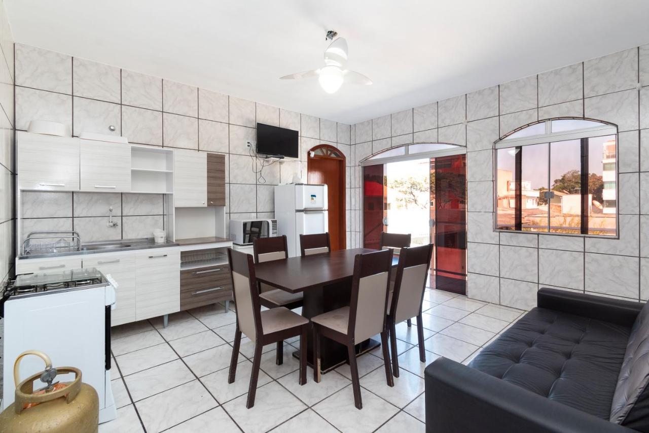 ボンビーニャスResidencial Ipe Amareloアパートメント エクステリア 写真