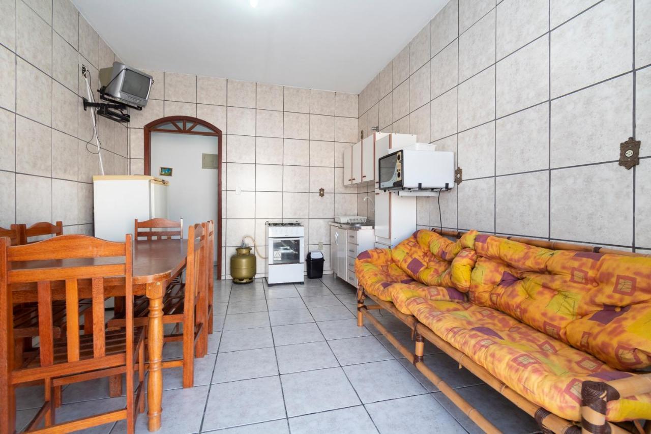 ボンビーニャスResidencial Ipe Amareloアパートメント エクステリア 写真