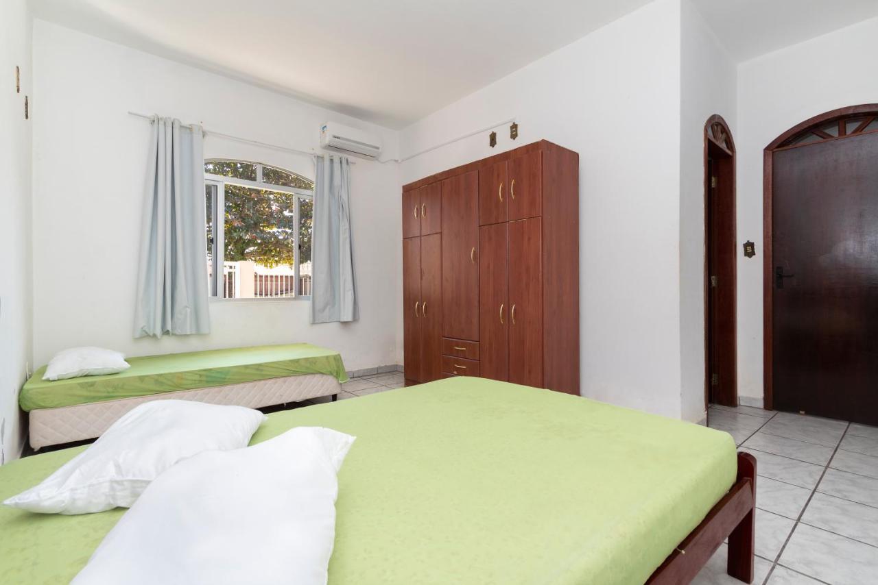 ボンビーニャスResidencial Ipe Amareloアパートメント エクステリア 写真