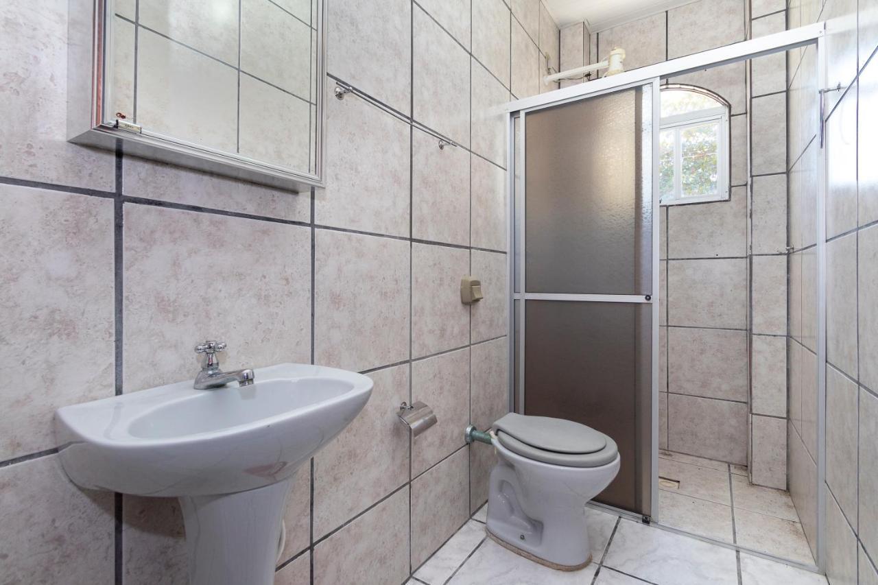 ボンビーニャスResidencial Ipe Amareloアパートメント エクステリア 写真