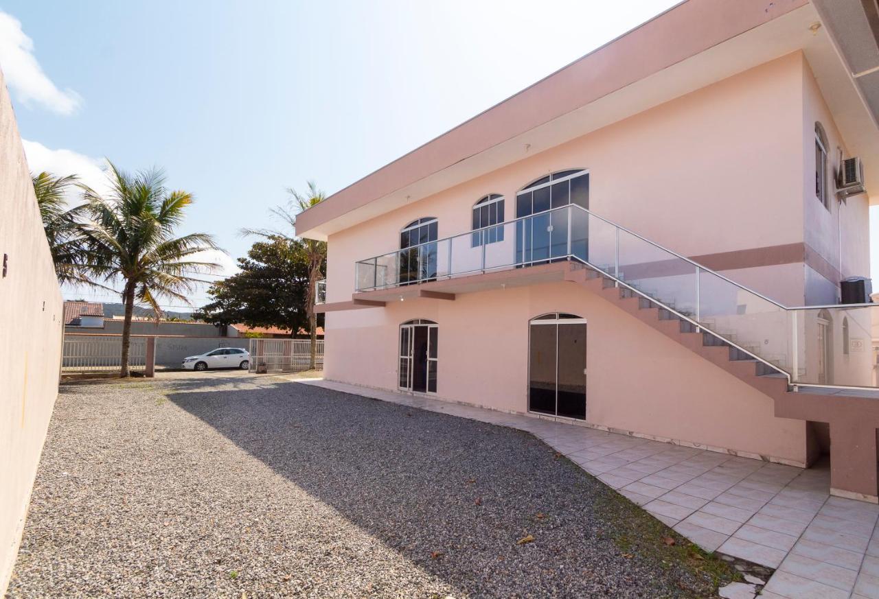 ボンビーニャスResidencial Ipe Amareloアパートメント エクステリア 写真
