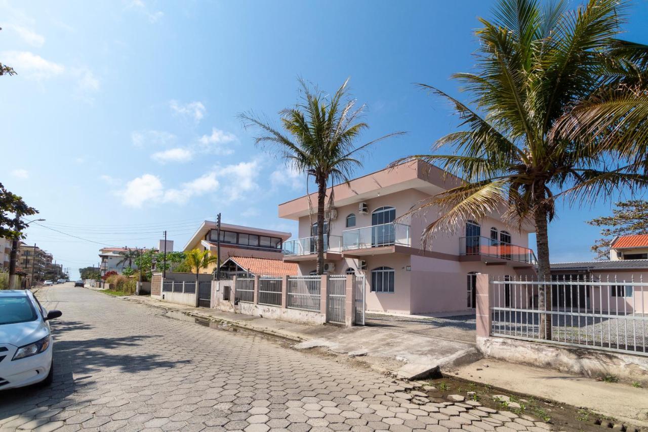 ボンビーニャスResidencial Ipe Amareloアパートメント エクステリア 写真
