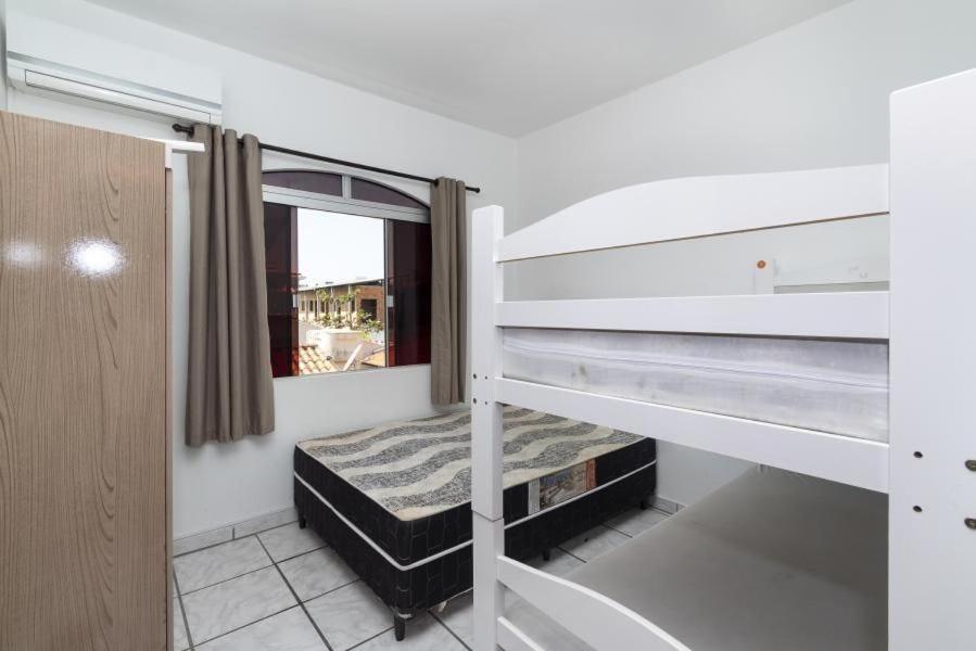 ボンビーニャスResidencial Ipe Amareloアパートメント エクステリア 写真