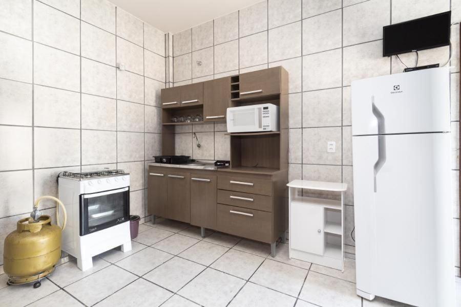 ボンビーニャスResidencial Ipe Amareloアパートメント エクステリア 写真
